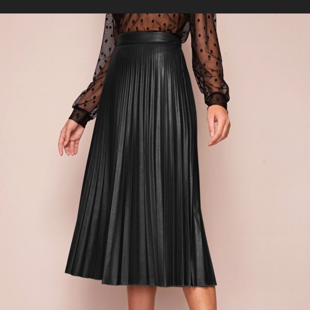 Leather skirt